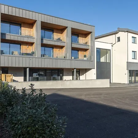 Harlyn Penthouse, Harlyn Bay