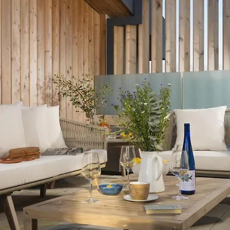 Harlyn Penthouse, Harlyn Bay Holiday home *