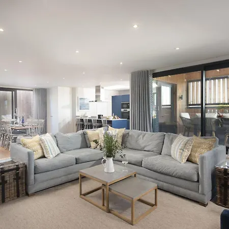 Harlyn Penthouse, Harlyn Bay Holiday home Saint Merryn